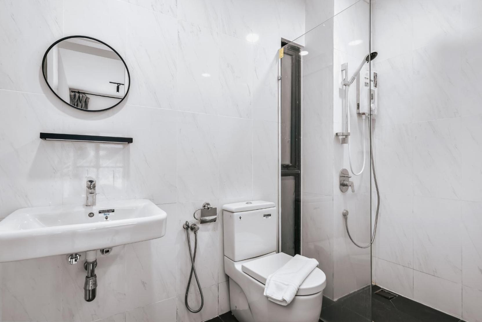 Pangsapuri Nowhere 2br 4pax With Balcony Reizz Jalan Ampang *