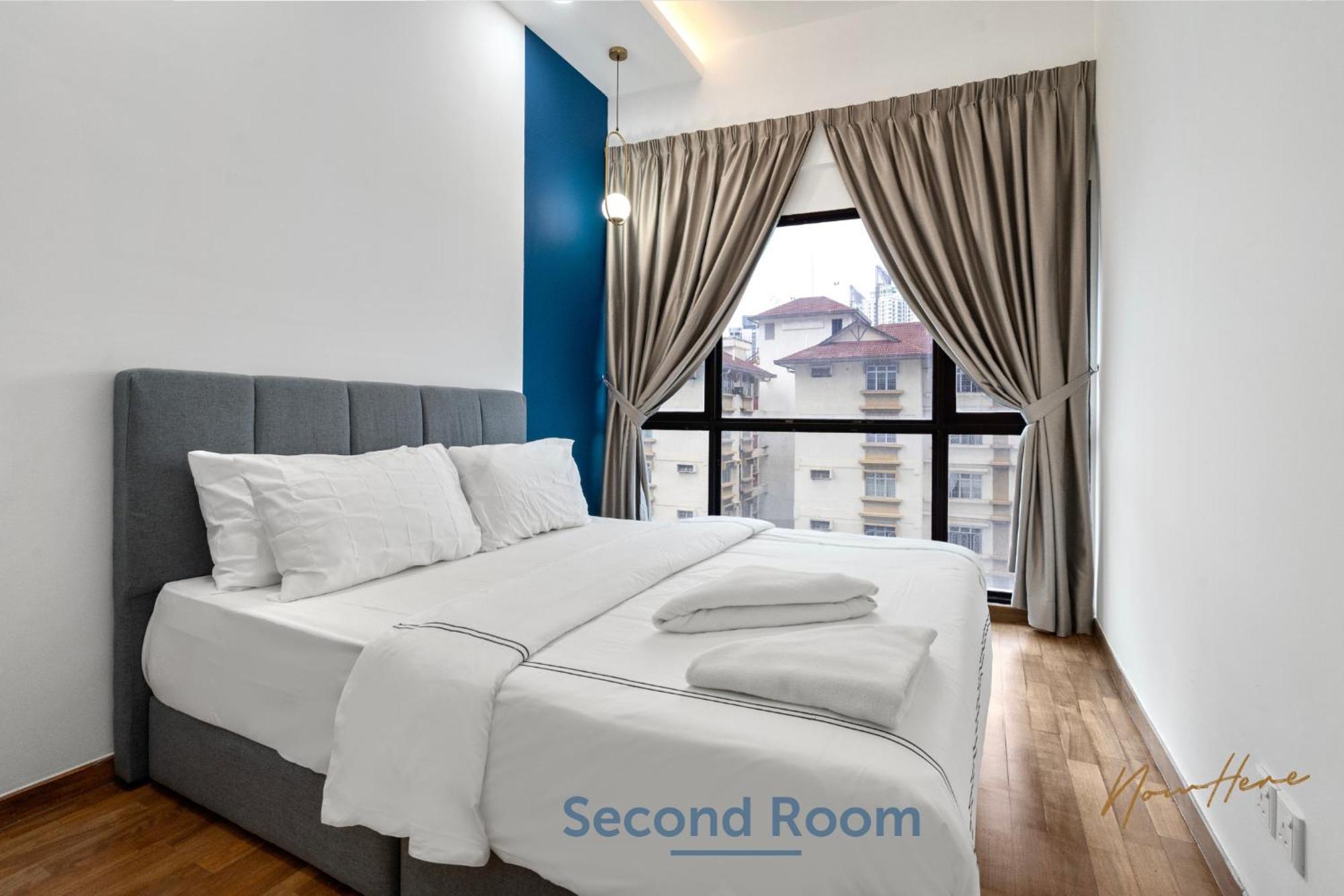 Nowhere 2br 4pax With Balcony Reizz Jalan Ampang