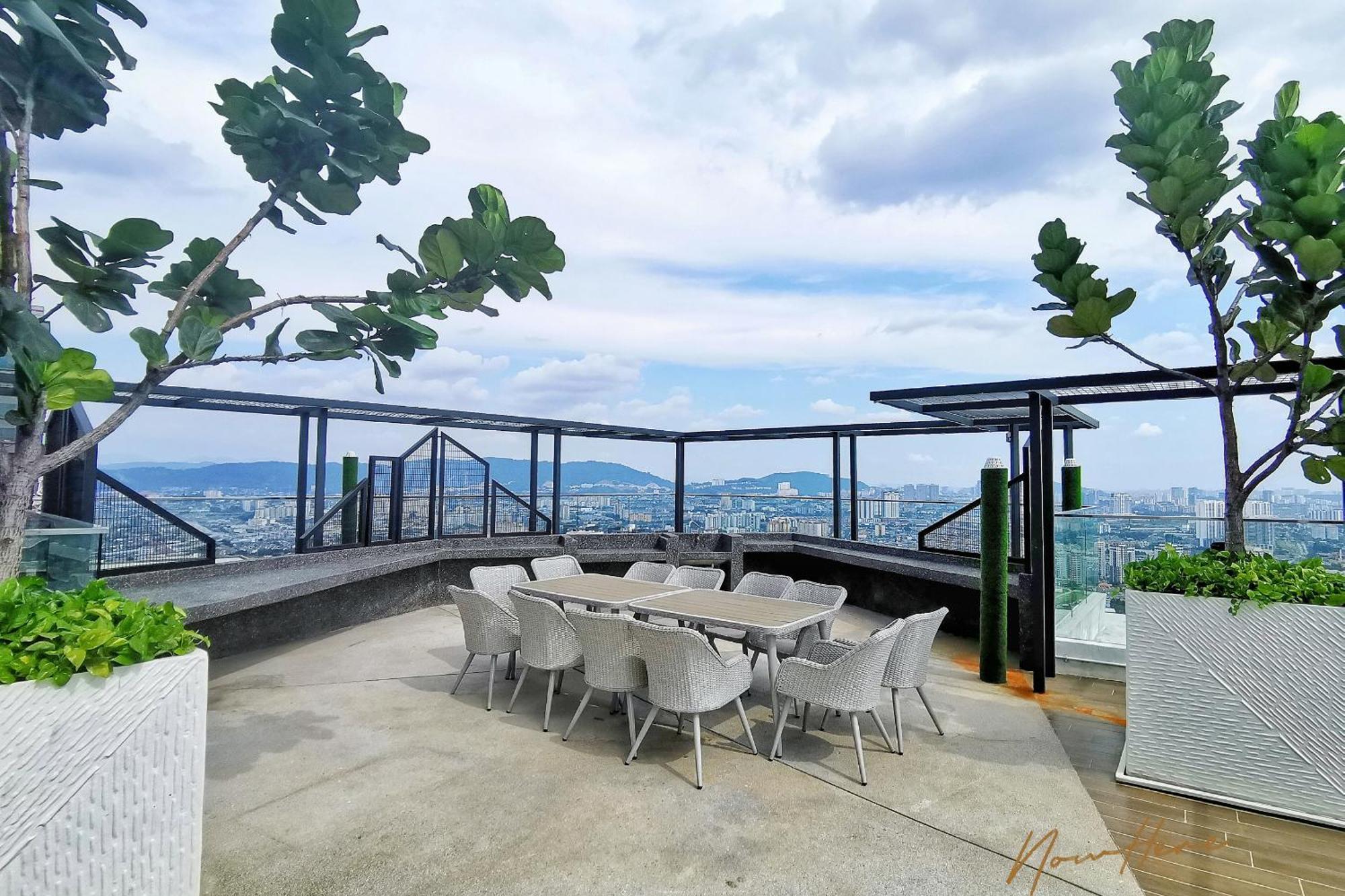 Nowhere 2br 4pax With Balcony Reizz Jalan Ampang Pangsapuri *