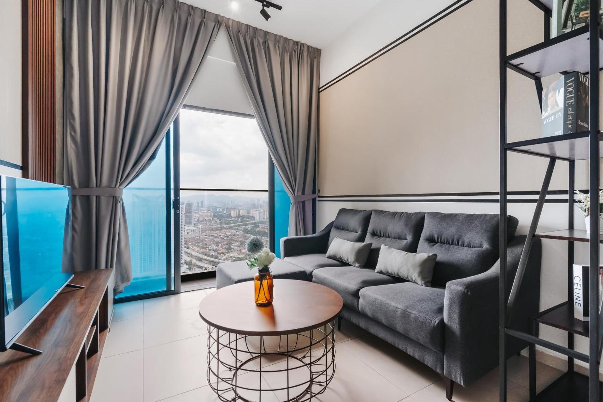 Pangsapuri Nowhere 2br 4pax With Balcony Reizz Jalan Ampang